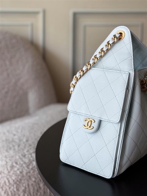 2026131204556979 900